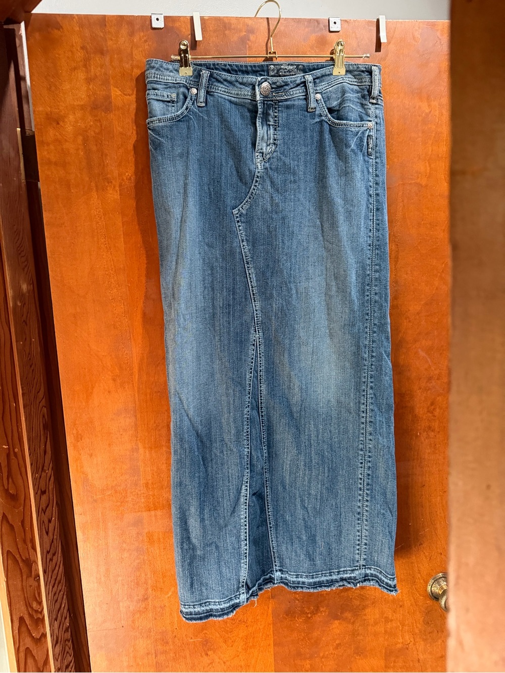 Classic High-Waist Blue Denim Maxi Skirt